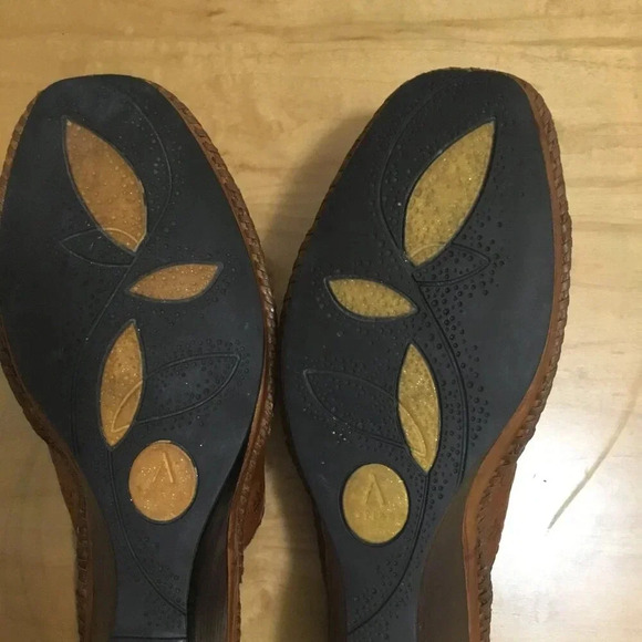 Clarks Artisan 9 M Leather Wedge Mules Chestnut Brown Women's Slip On Shoe - Picture 10 of 11